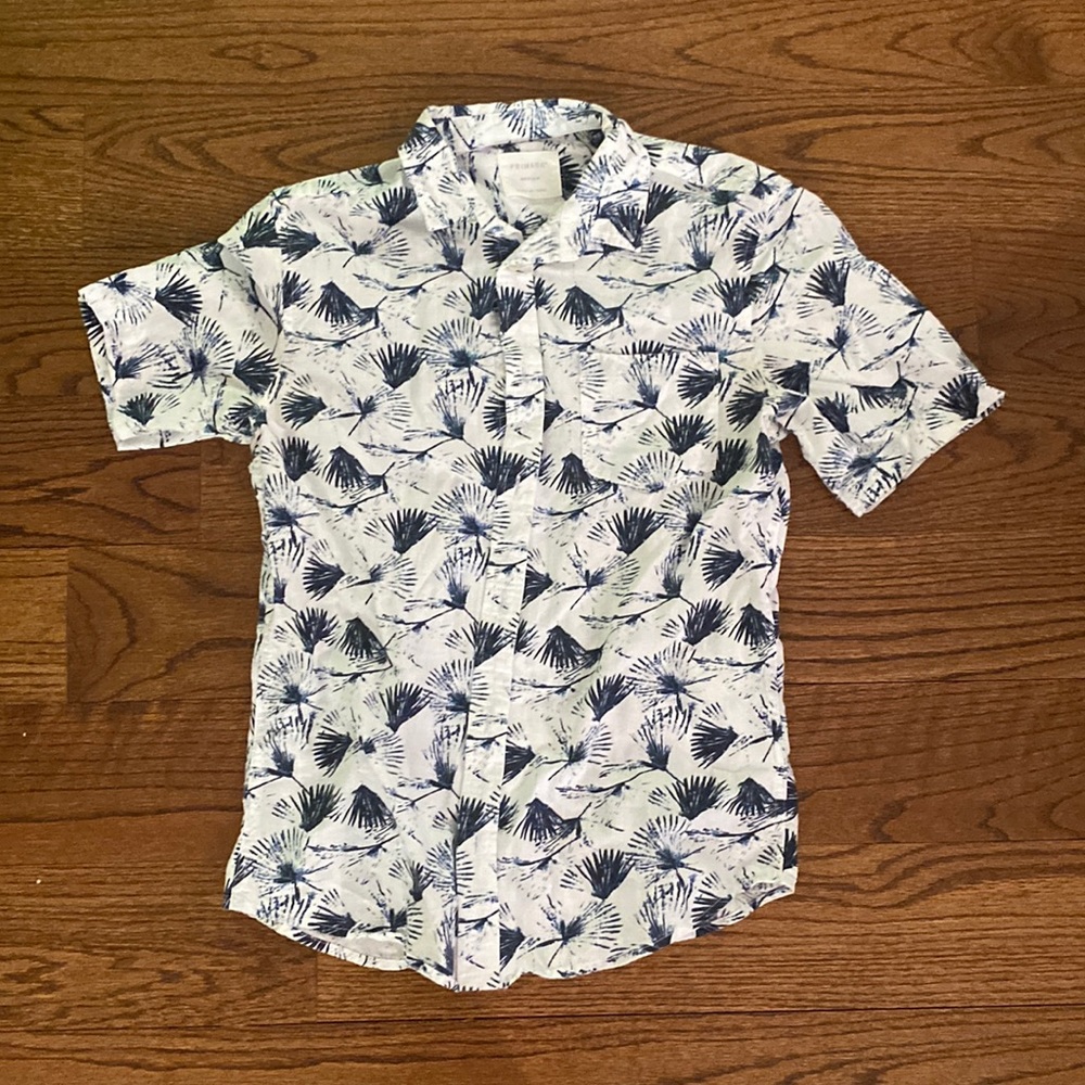 Men’s Primark short sleeve patterned button down